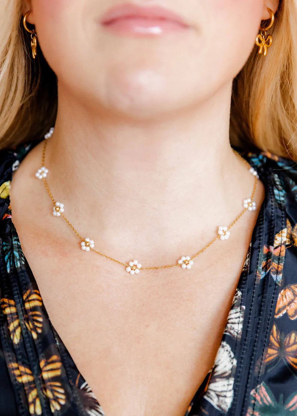 Gracie Flower Necklace
