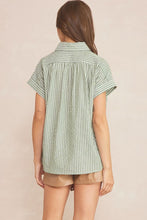 Load image into Gallery viewer, Lucia Button Down Top