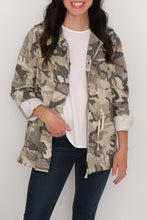 Load image into Gallery viewer, Collins Camo Mock Utility Jacket