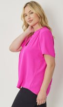 Load image into Gallery viewer, Delaney Solid V Neck Top