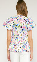 Load image into Gallery viewer, Hyacinth Floral Puff Sleeve Top